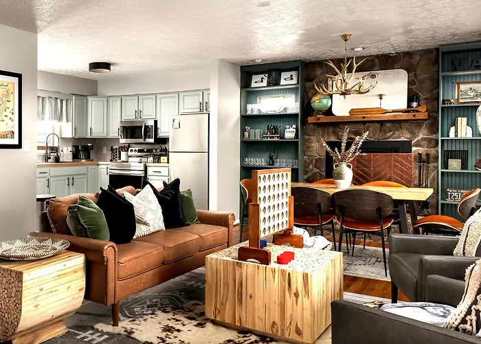 Shenandoah Hilltop Hideaway